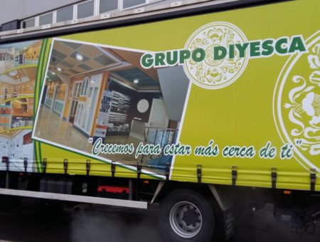 Camión nuevo en la delegación de DIYESCA en Santiago.